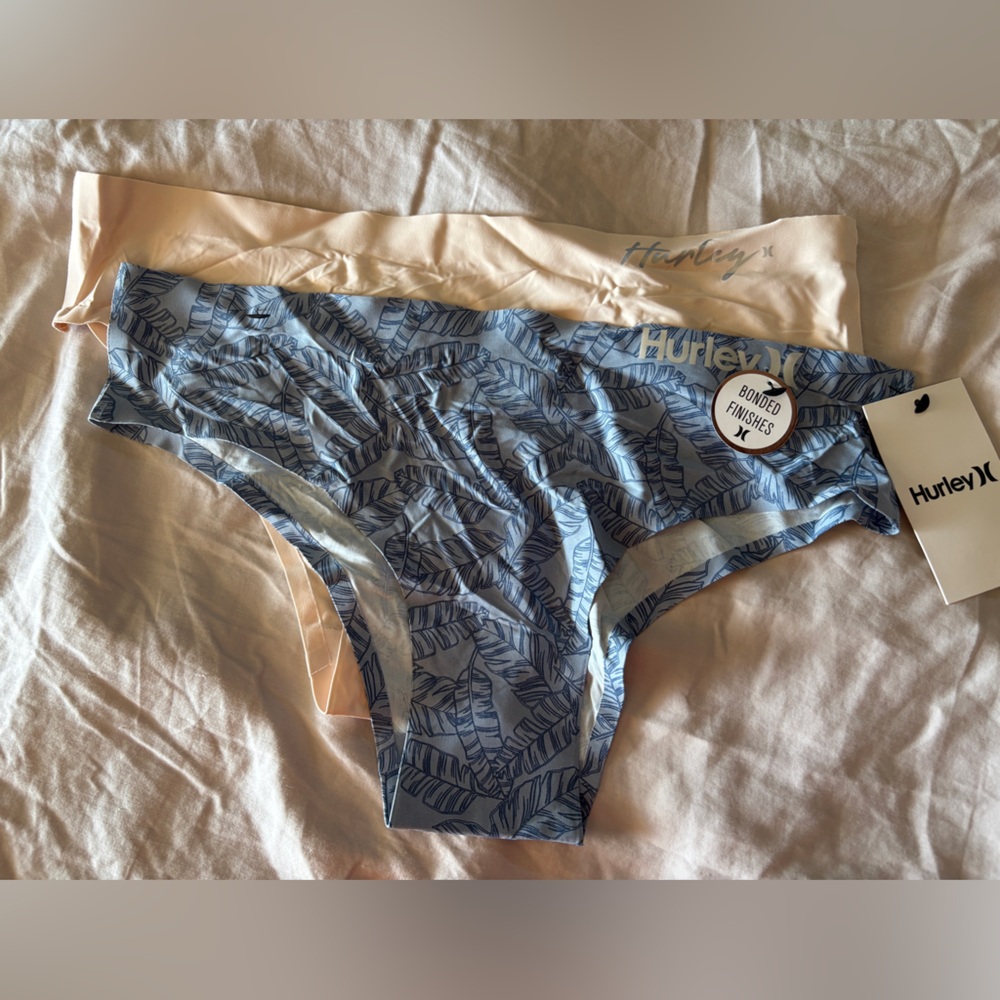 Hurley Frond and Charcoal Bikini Set- NEW